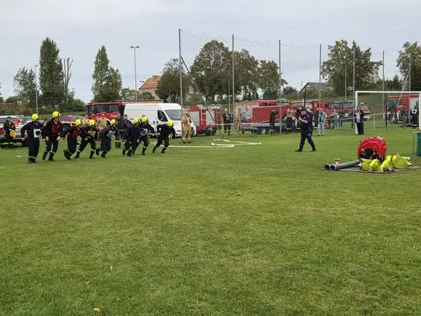 Powiatowe Zawody Sportowo-Pożarnicze w Przytocznej – gmina Trzciel z godną reprezentacją
